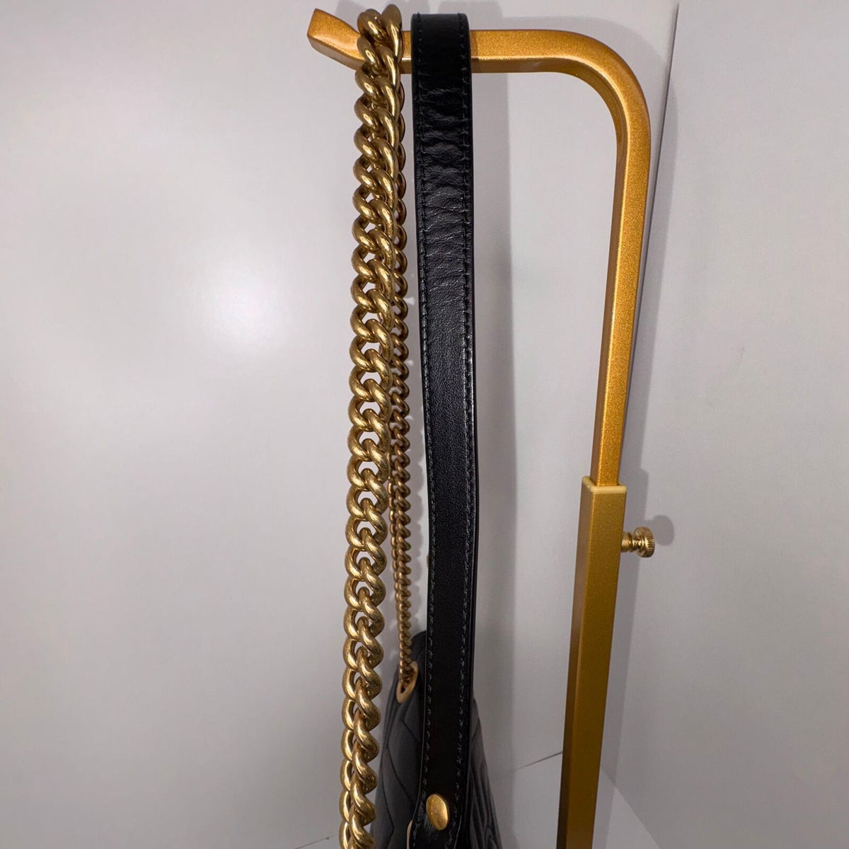 Gucci GG Marmont Medium Shoulder Bag