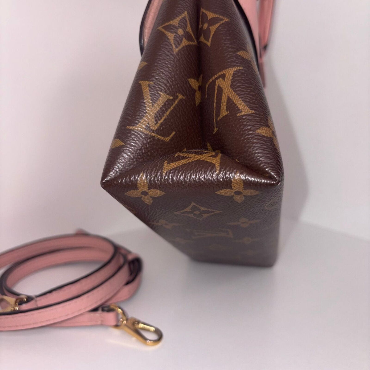 LV Monogram Locky BB Rose