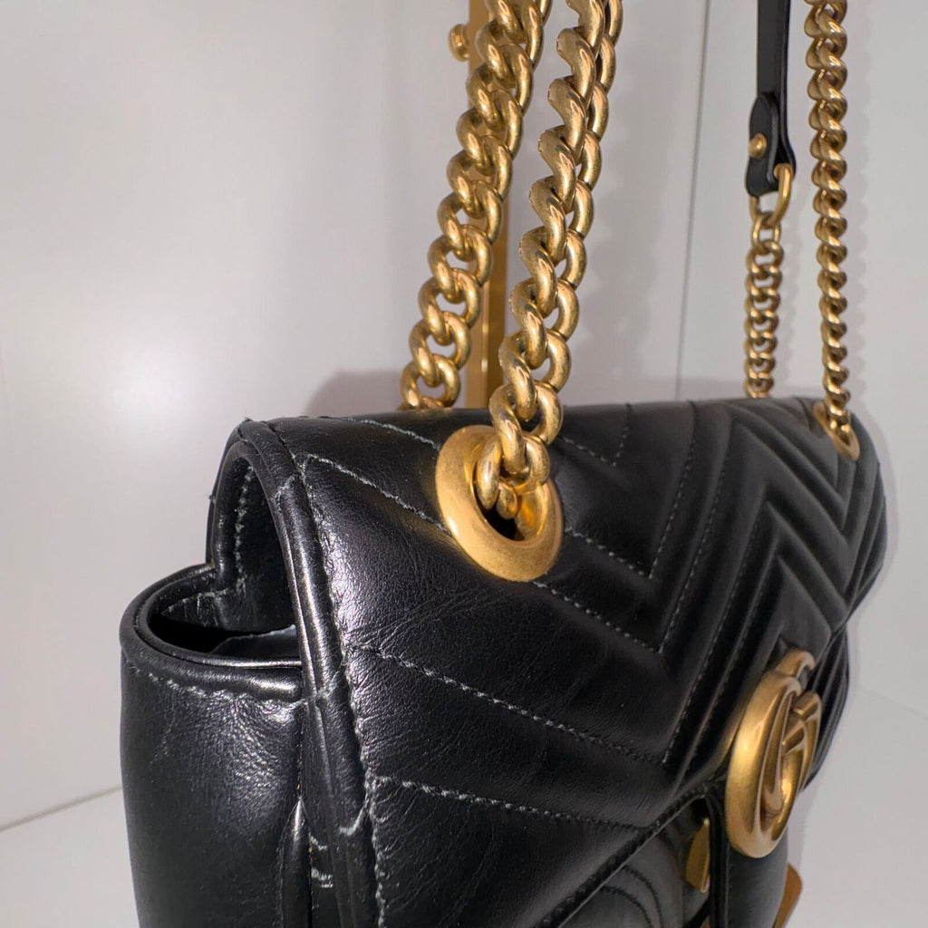 Gucci GG Marmont Medium Shoulder Bag