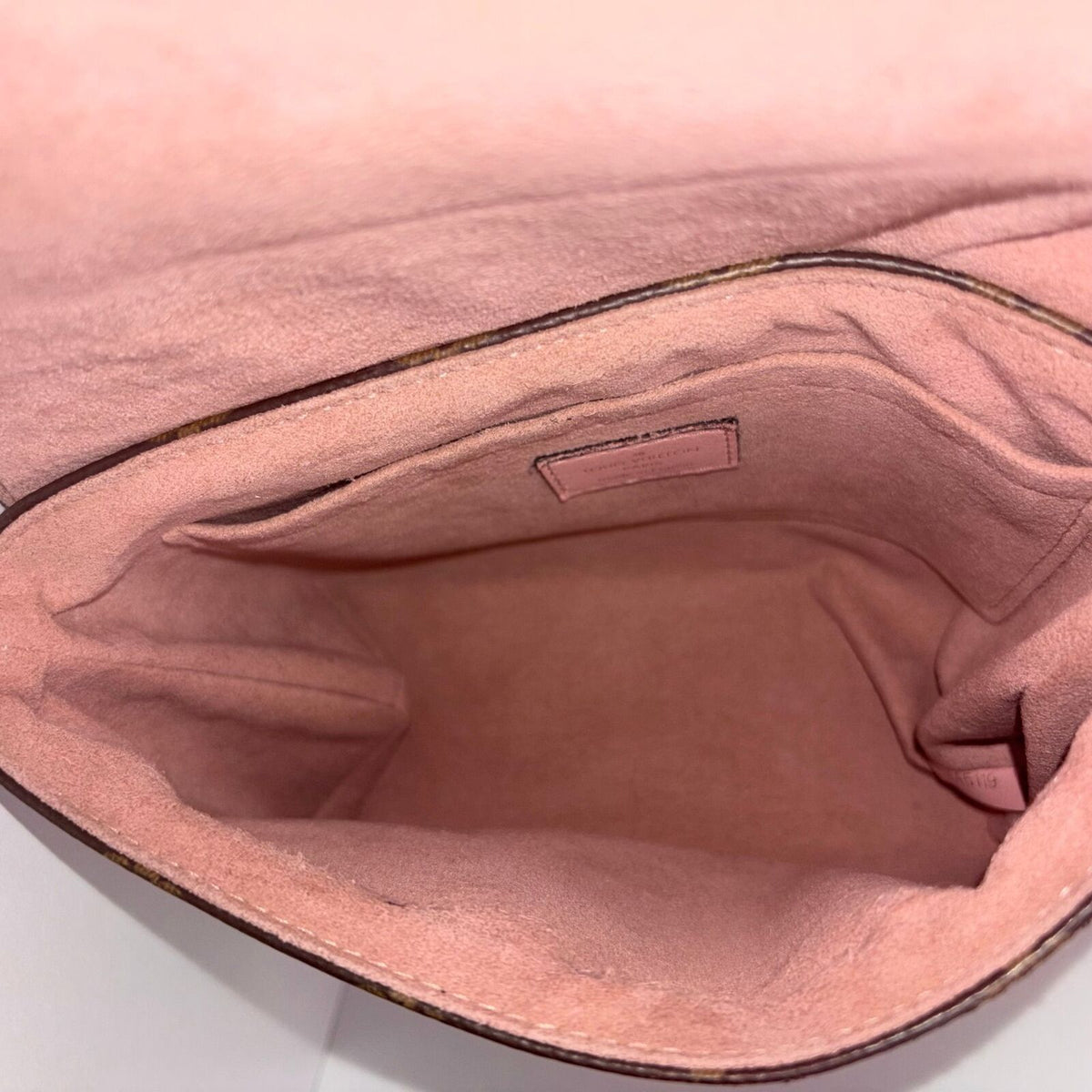 LV Monogram Locky BB Rose