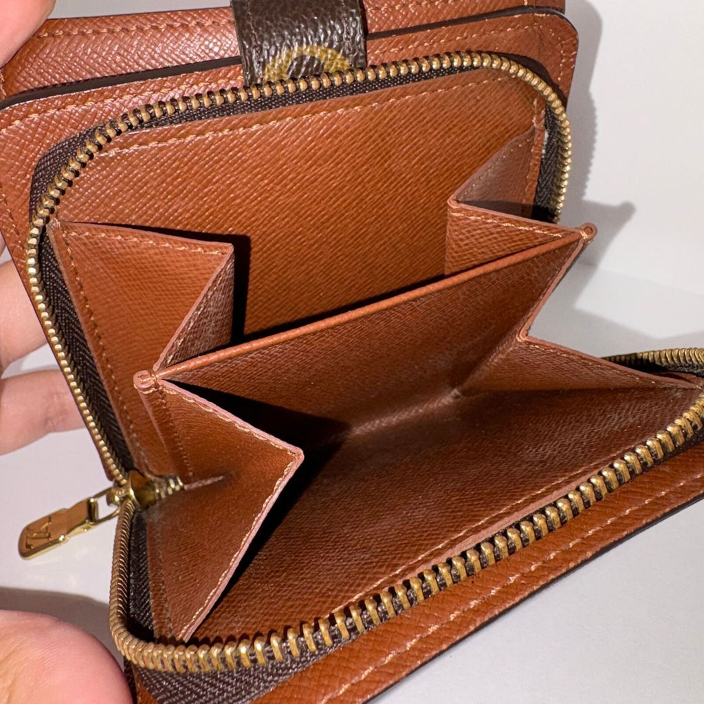 LV Monogram Compact Zippy Bifold