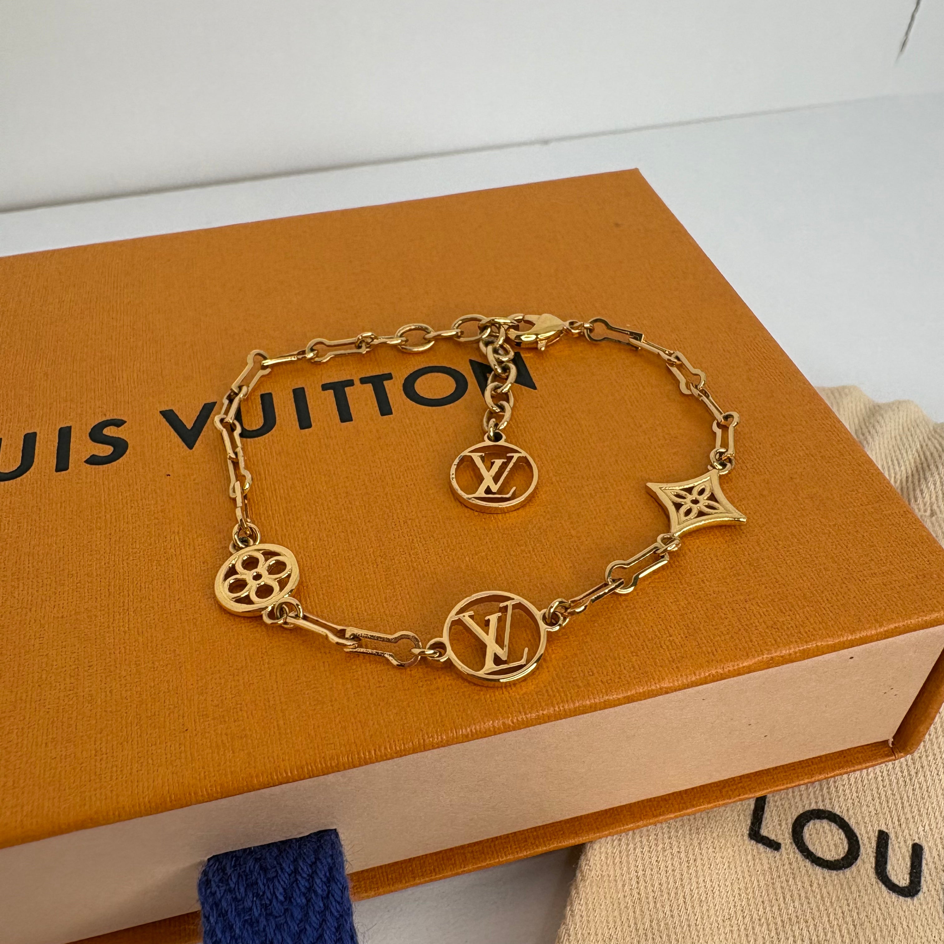 Louis Vuitton Forever Young Bracelet-Full Set