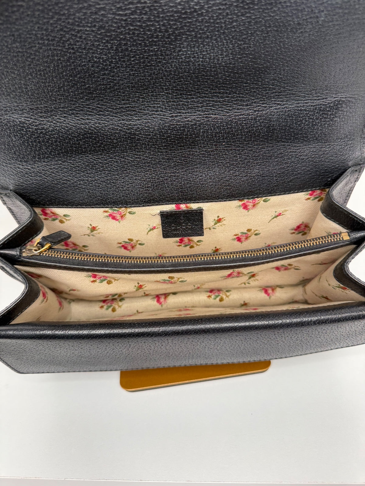 Gucci Dionysus Shoulder Bag