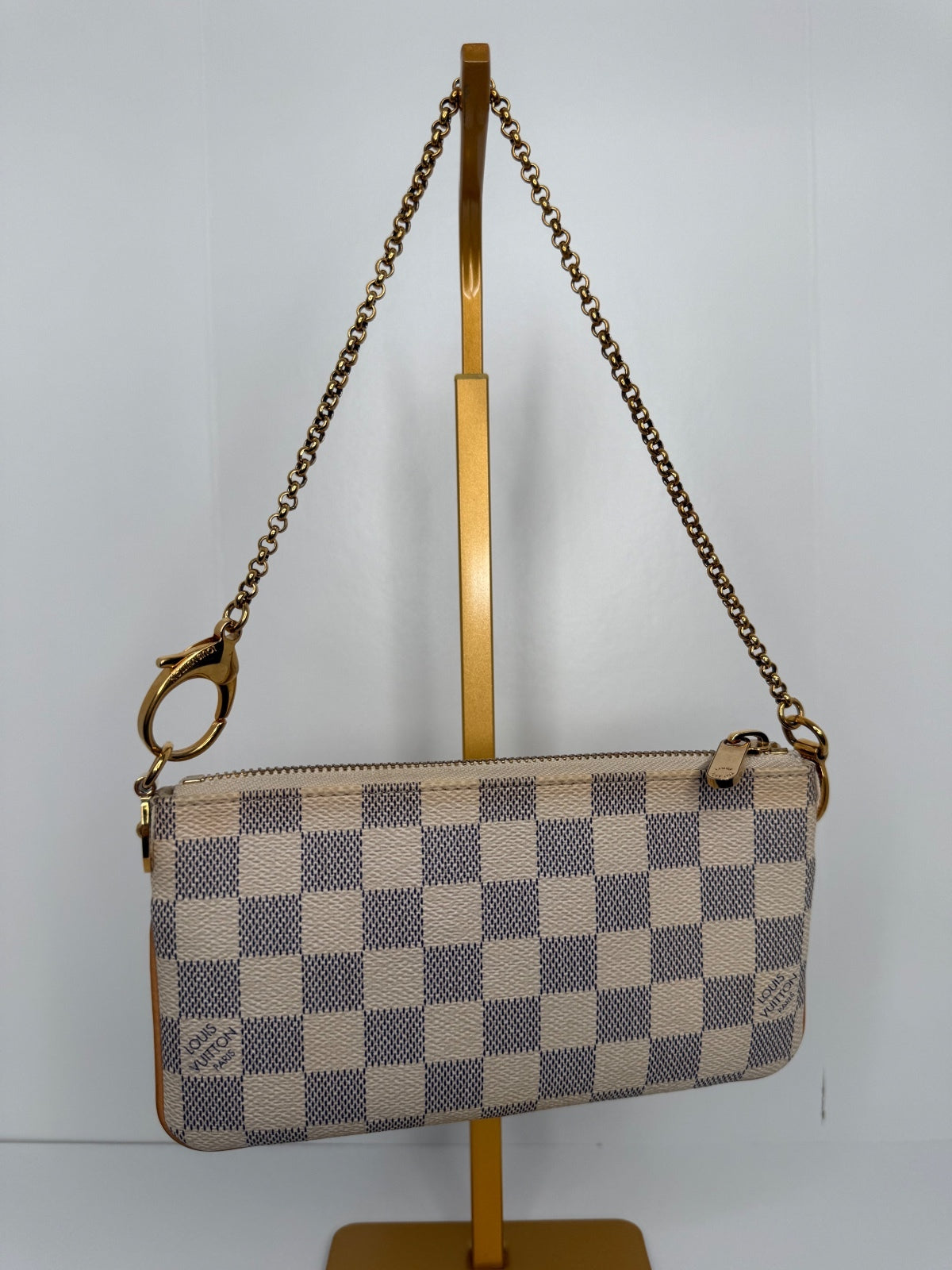 Louis Vuitton Damier Azur Pochette Milla