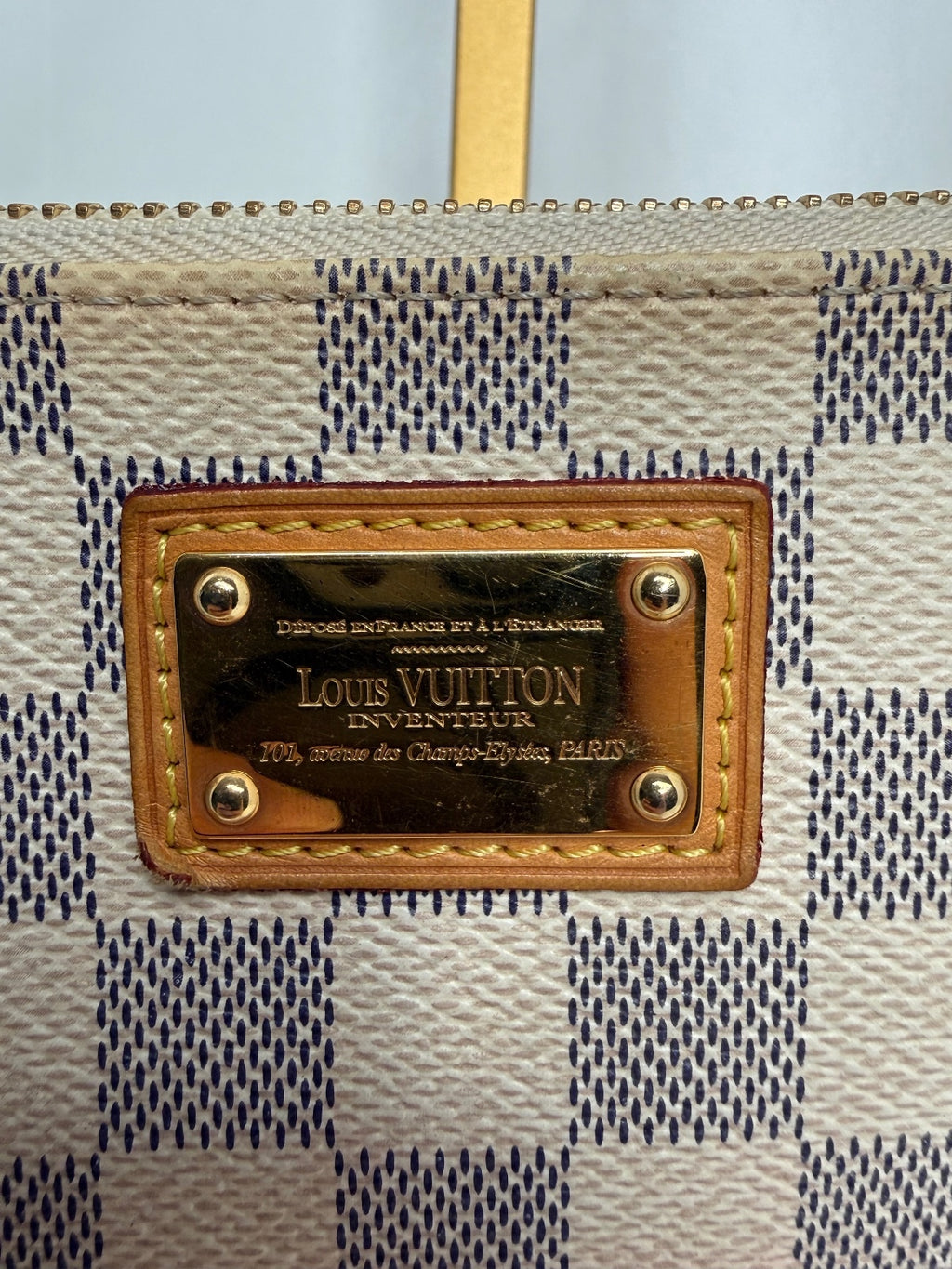 Louis Vuitton Damier Azur Pochette Milla