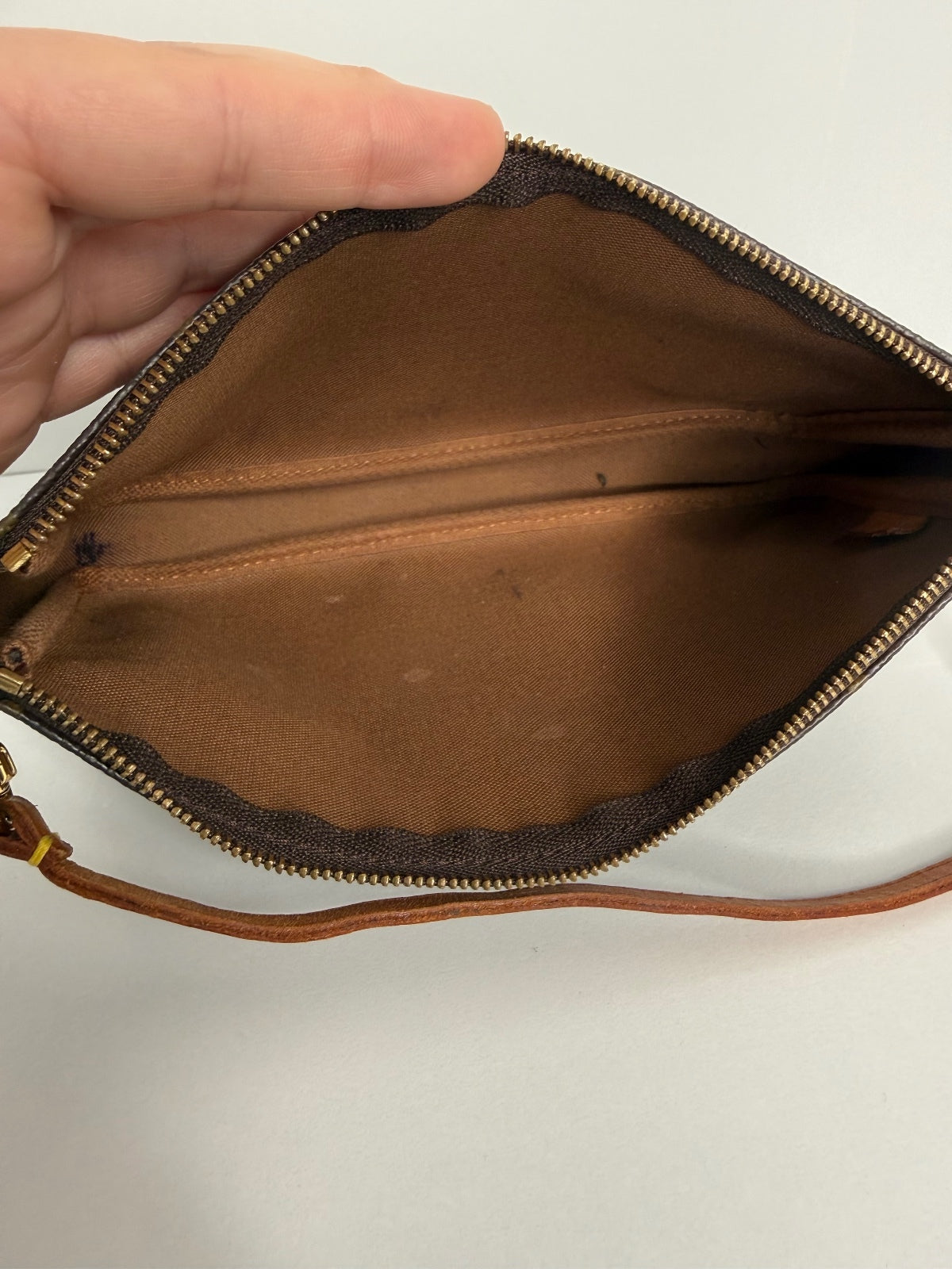 Louis Vuitton Pochette