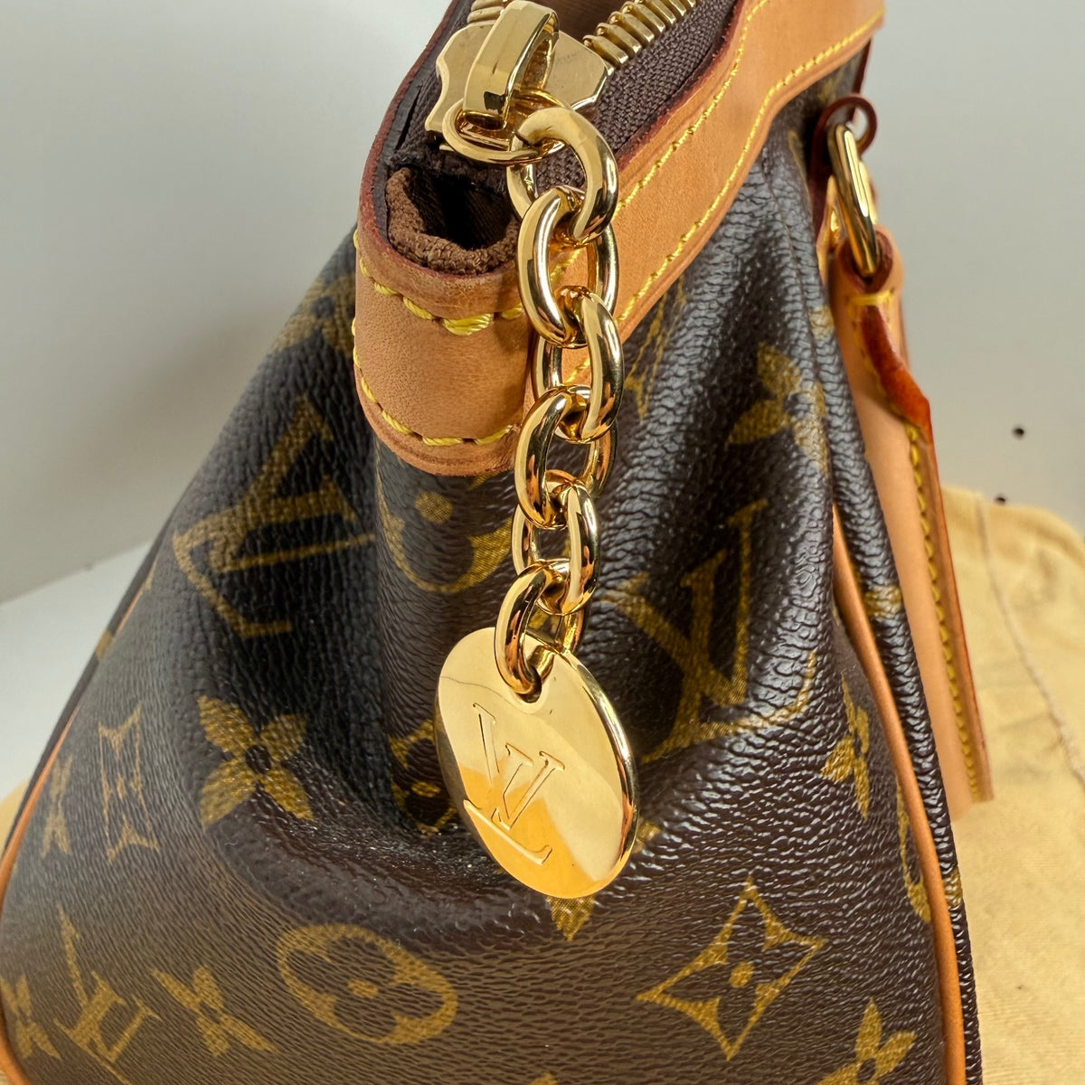 Louis Vuitton Tivoli PM