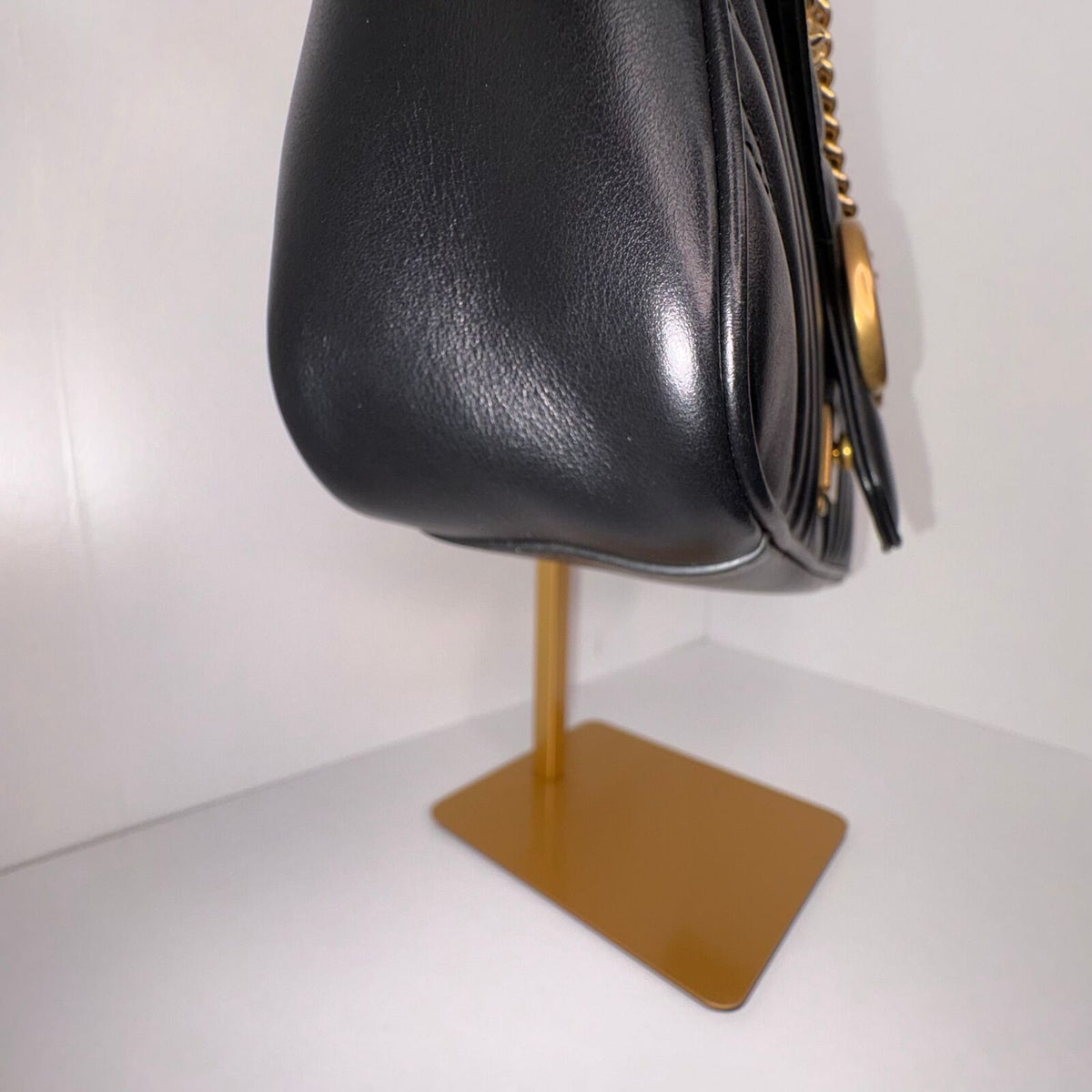 Gucci GG Marmont Medium Shoulder Bag
