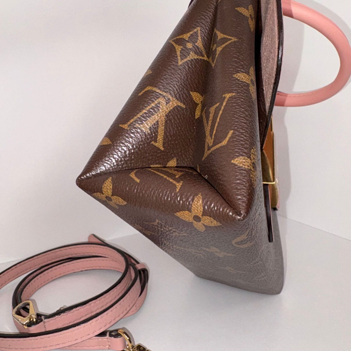 LV Monogram Locky BB Rose
